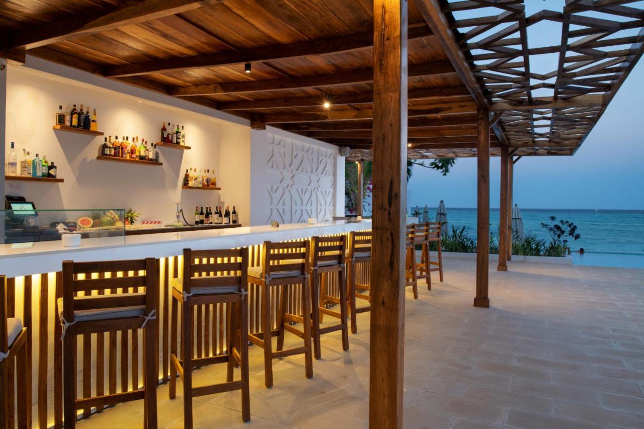 Nungwi Dreams By Mantis Hotel Exterior photo The bar at the beach club
